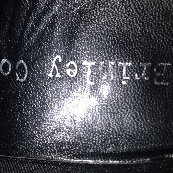 BRINLEY CO EUC Slouchy boots with heel. - Picture 7 of 9